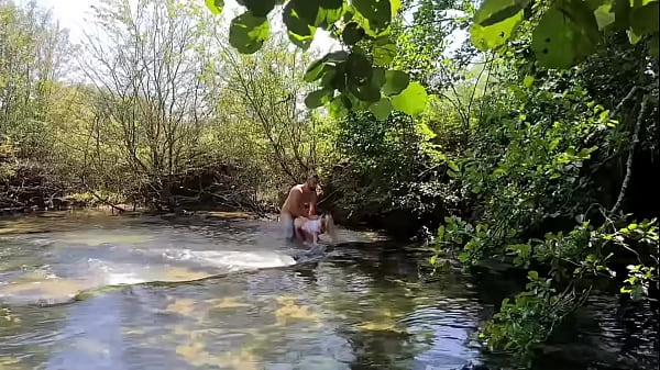 THEY GET CAUGHT DURING ANAL SEX OUTSIDE IN PUBLIC 2of2