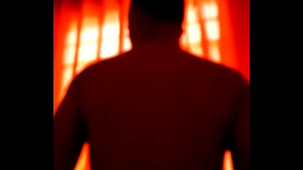 Sentada gostoso no pedreiro pauzudo.  