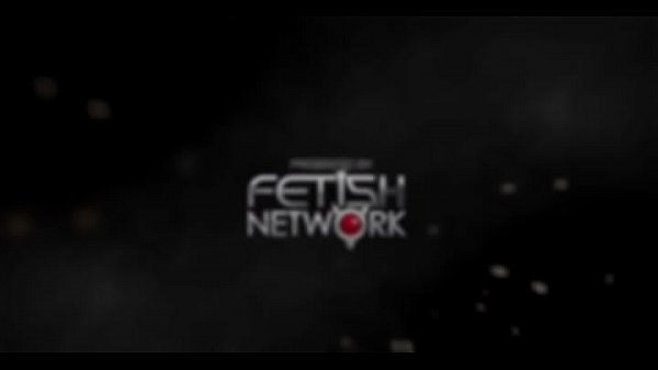 Pungent diva Skyler Greene begs for lever 