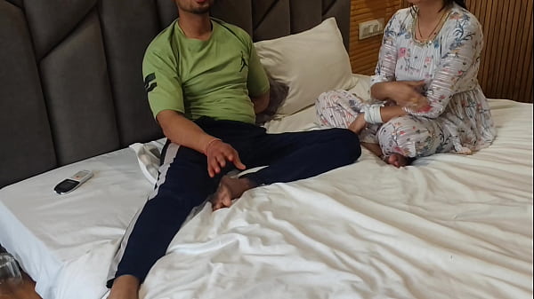 Naughty Saara Bhabhi Teaches Fucking To Virgin Teen Devar And Devar Fucked Her So Hard That She Ejaculated While Fucking