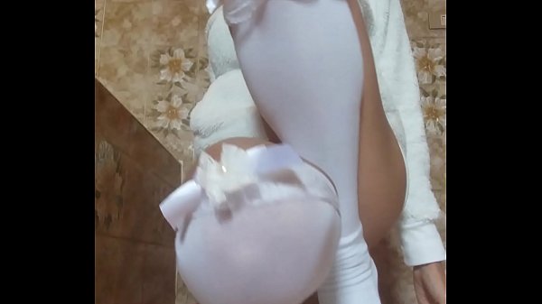STOCKINGS fetish...wanna see how i show ya my perfect hot body?