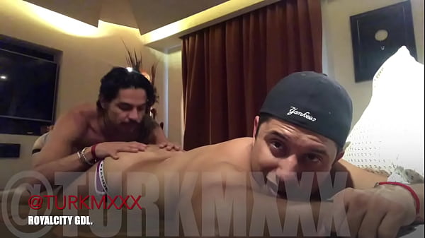 latinos follando en motel 