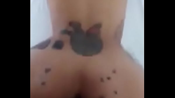 Scort deliciosa dandole anal