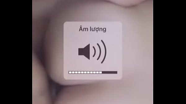 Doggy em g&aacute;i Việt Nam r&ecirc;n sung sướng