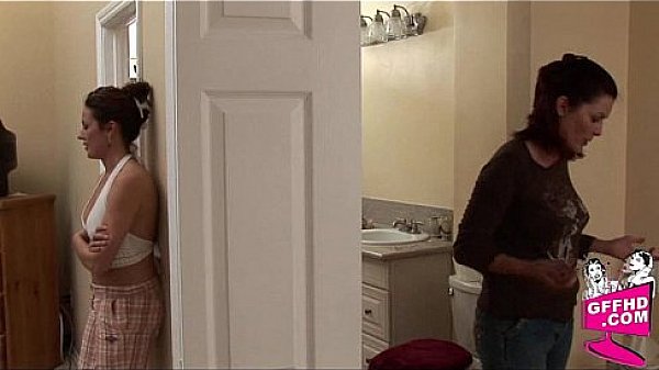 Sensual lesbains 0468