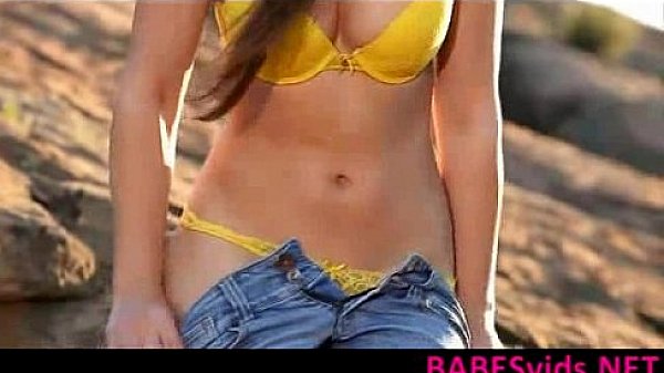 Amateur Porn With A Hot Real Beauty ()  