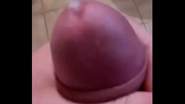 Me masturbo y acabo feroz