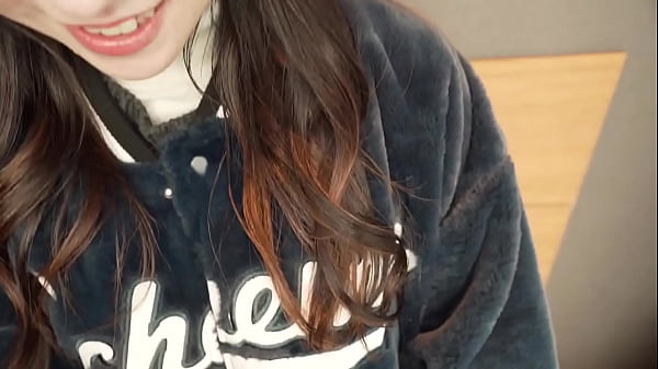 part1 甘～いエッチも好きだけどイジワルされるのも大好きなわがまま美女【りか/20歳/OL】「ヤバイ腰止まんない///」と騎乗位セルフピストンで射精するまでチ●ポを扱き上げるせいで中出しパニックｗ  