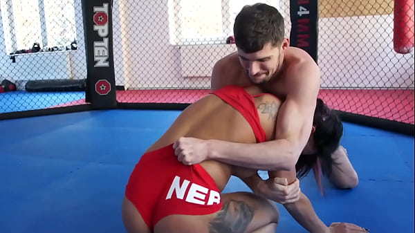 Milana vs. Jan Mixed Wrestling  