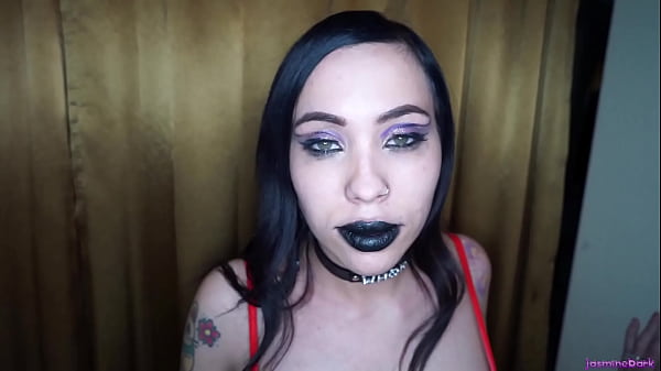 Super Latex Slut Takes a Pounding