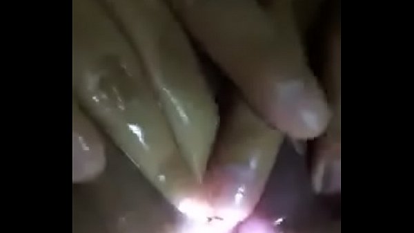 Pinay Squirts 1st video