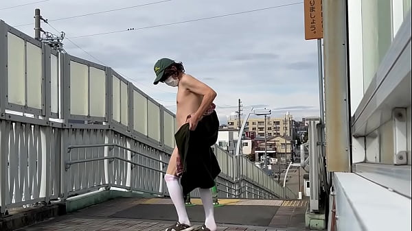 女装まゆの全裸露出 