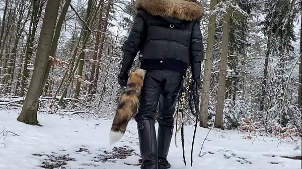 BlackLeatherHands beim Cruisen im Winter