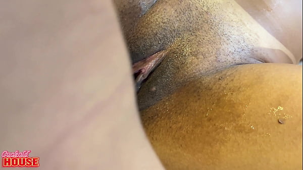 Casada infiel encheu a boca de leite depois de foder gostoso com pauzudo