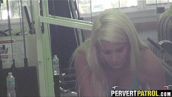 Perving out on a blonde workout chick.1