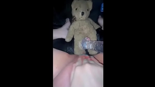 KINKY RED FETISH-LUXURY SAUDI VIRGIN MASTURBATE-CRAZY 18 YEAR OLD ELITE AMATEUR-ARABIAN SNOWWHITE-PENETRATE HER WET PINK PUSSY-FINGERING&DILDO-LOS ANGELES-USA-2025