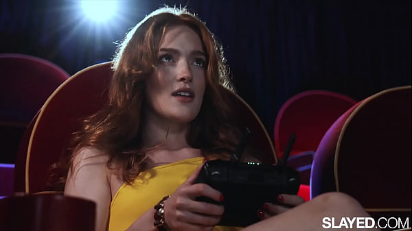 SLAYED Gorgeous hotties put on a show for Jia  