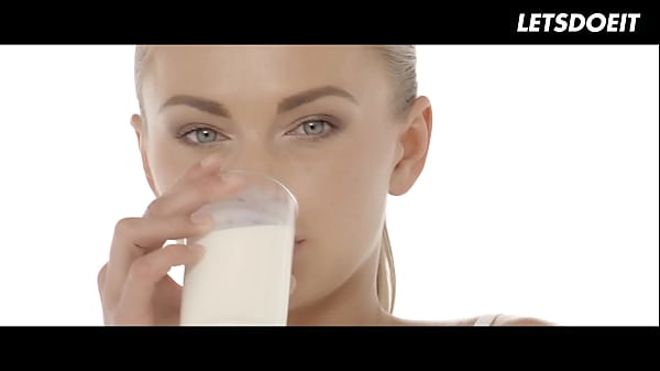 Sexy Blonde Ivana Sugar Needs Messy Pussy Creampie - LETSDOEIT