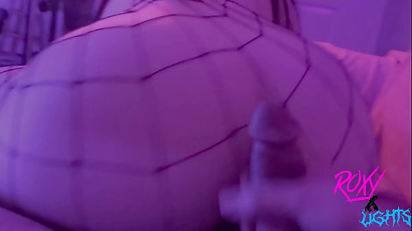 Hot Egirl slides on Cock