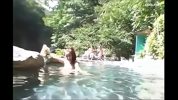 Milf exposure spa and 3P  