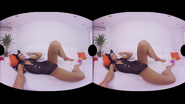 face to face with Apolonia  