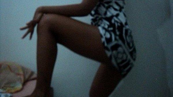 sandrinha dan&ccedil;ando funk