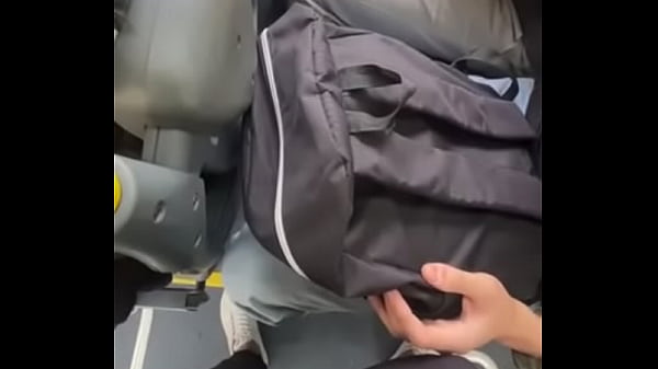 Tesao no bus&atilde;o