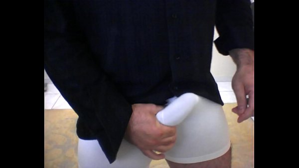 Punheta com cueca Boxer Branca