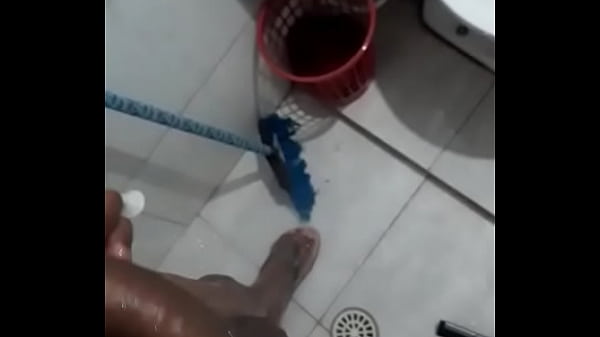 Come&ccedil;o da punheta roludo  