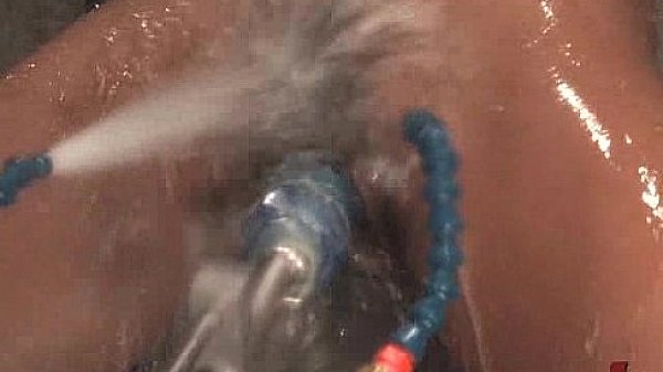 Bonde slut fucks herself with a fuckmachine