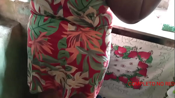 Stepson catches big ass stepmom making lunch and fucks her pussy