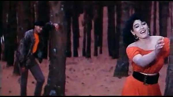 Saaton Janam Mein Tere - Dilwale Full video song - YouTube