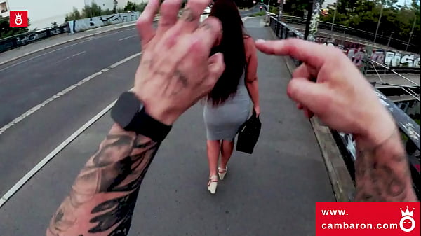 ZaraMendez sucks a German dick at the park! CamBaron.com