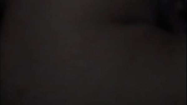 malcriada dando el culo