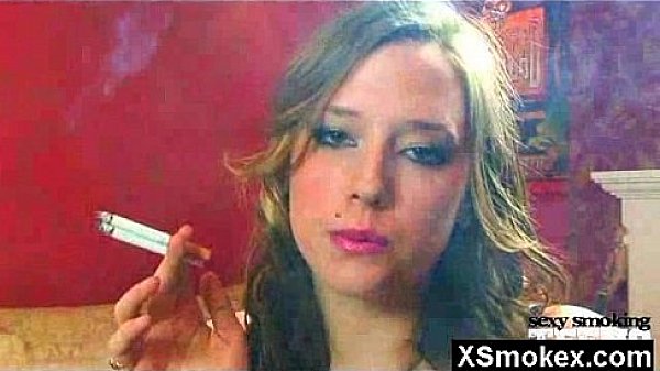 Gorgeous Smoking Fetish Gal Wild Nude  