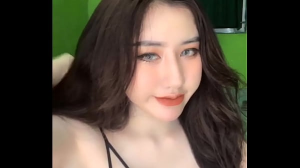 Bigo Live - Em Alice Meo show v&uacute; trắng n&otilde;n