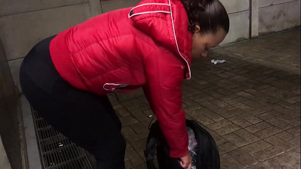 Jaqueta de Nylon Verrmelha Planet no Metr&ocirc;