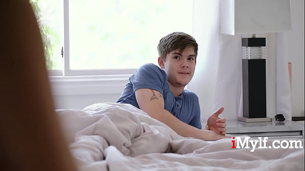 Stepmom.. I Cleaned Up My Bedroom As Asked.. Now Spread Your Legs