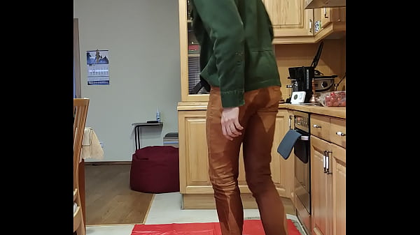 Jeans piss and cum  