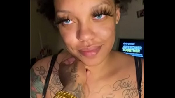 Big Booty Suckin and ridin Dick