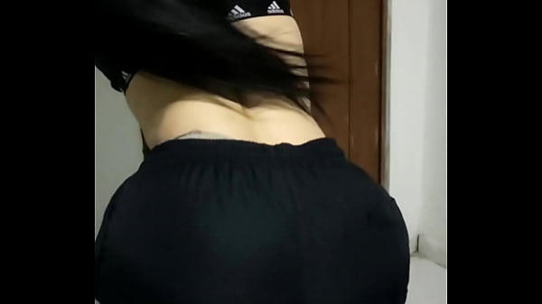 ESTEFA LINDA COLOMBIANA ES CONVENCIDA DE ACOMPA&Ntilde;AR A SU AMIGO DEL GIMNASIO A SU CASA SIN SABER LO QUE PODIA PASAR INCREIBLE PUTA !