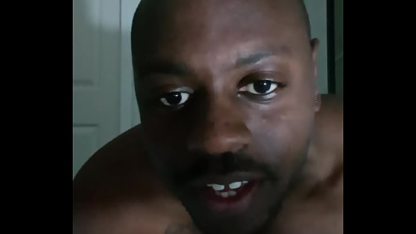 Who wants some caffeine free rootbeer soda beverage with rootbeer flavored anus for free 1