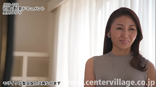 里見ひかりさん48歳。旦那様と息子さん2人の4人家族。長い休みがとれた時に家族揃って旅行に行く里見家だが、昨年の夏は息子さんたちが部活の合宿や友人たちと旅行、旦那様も出張などが重なり取り残された形になってしまい、気ままな1人旅に出発。