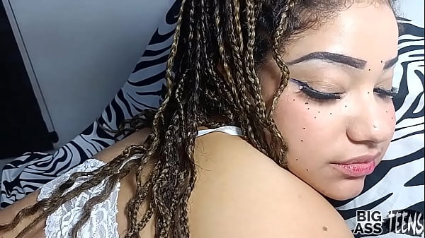 Horny stepbrother can't stand it and secretly fucks his big ass stepsister