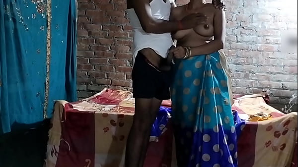 सिस्टर ने अकेले मे