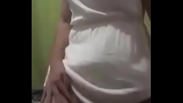 Se mueve suave y sensual