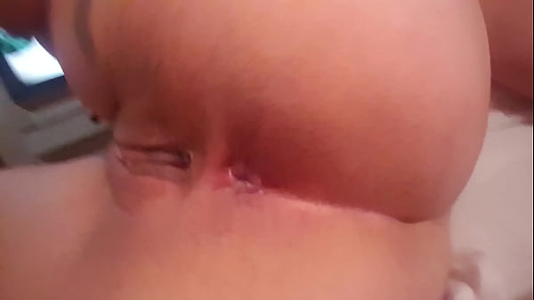 Alexa se da sola por su culo m&iacute;rame como me lo meto yo sola  