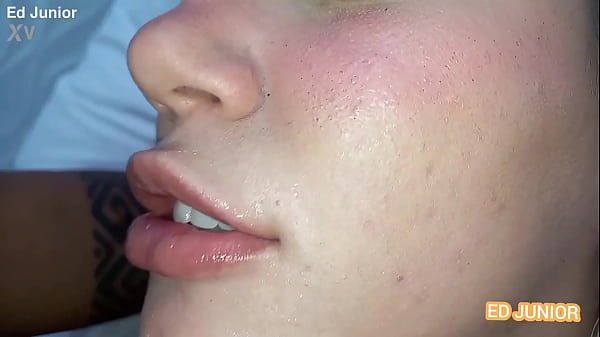 PRIMEIRO ANAL DA NOVINHA (COMPLETO NO RED E NO SHEER)