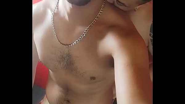 machos que curtem gozar e foder