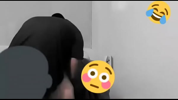 Ella quiere que le grabe como se la meto porno casero